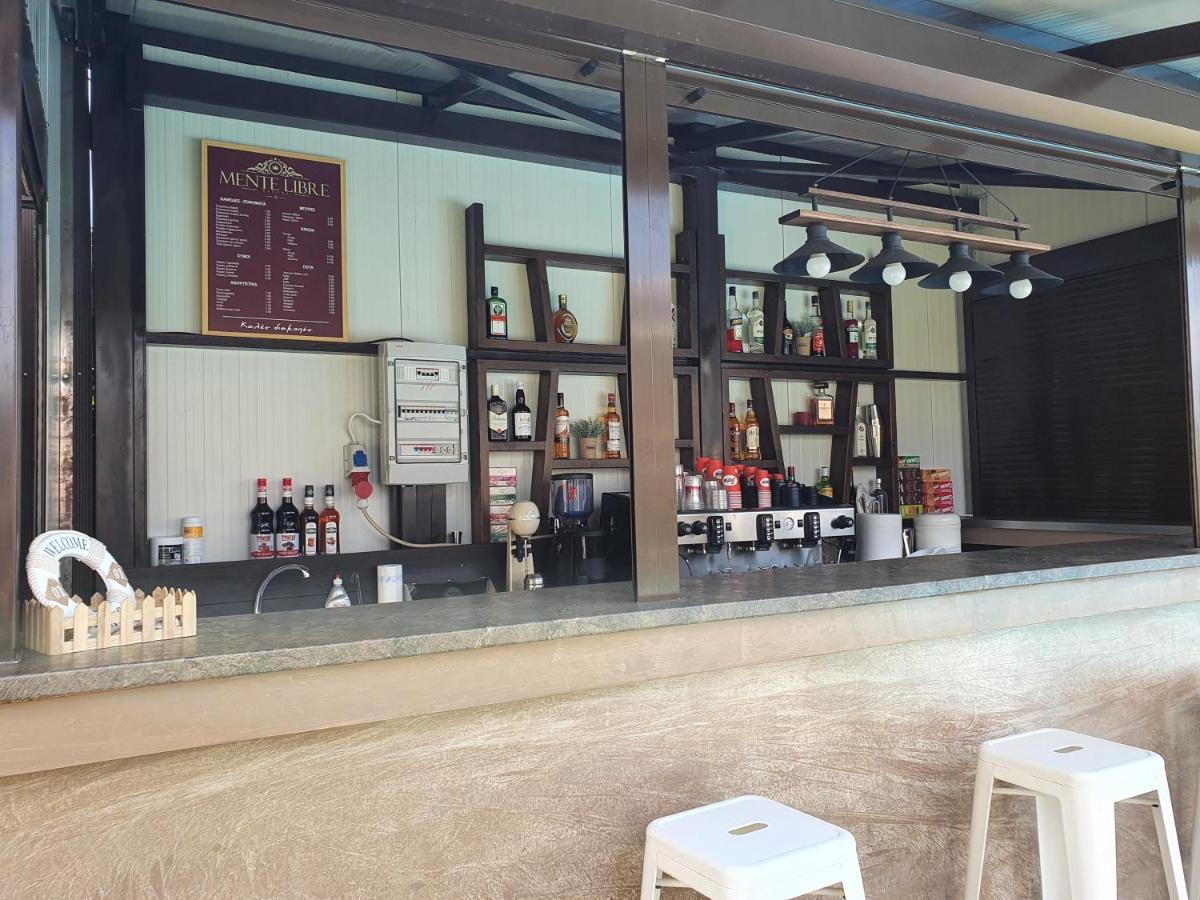 Mente Libre Apartment Nea Plagia Luaran gambar